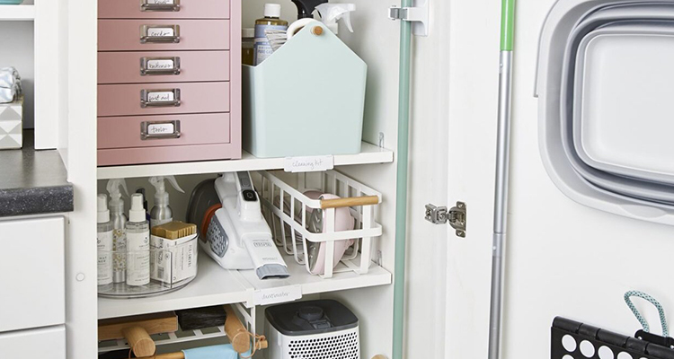 Useful Tips To Help You Organize Your Cleaning Supplies